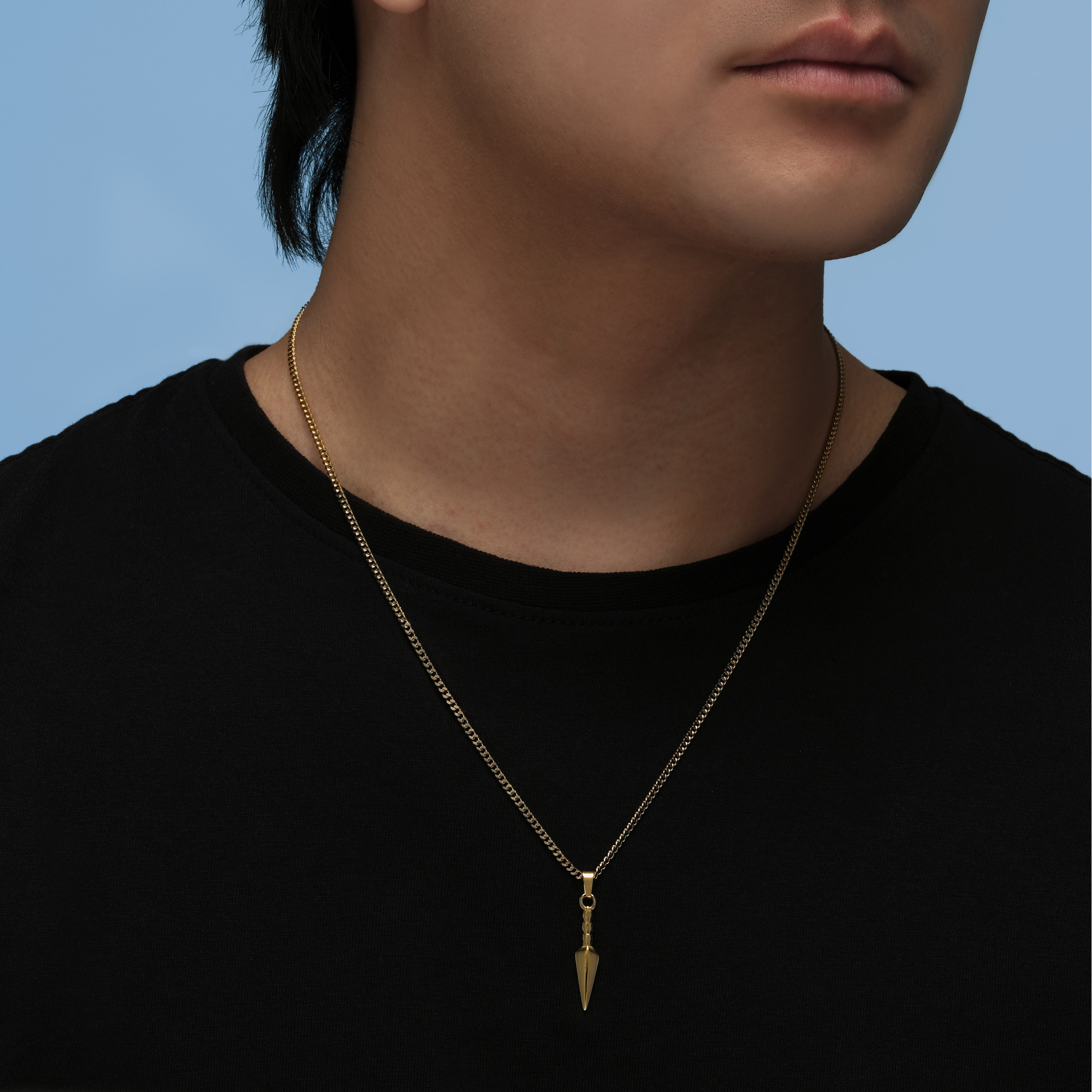 GOLD KUNAI PENDANT NECKLACE