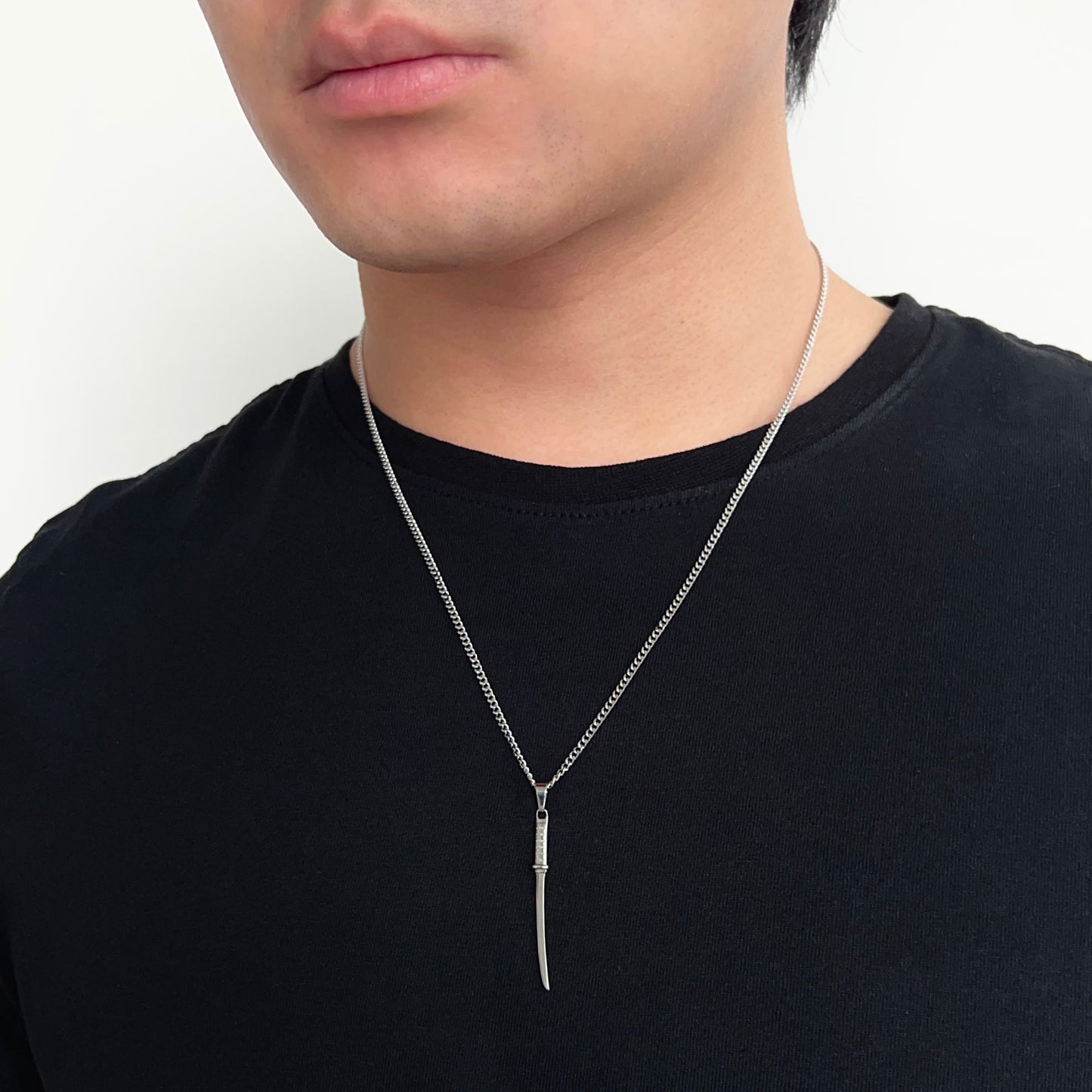 KATANA PENDANT NECKLACE